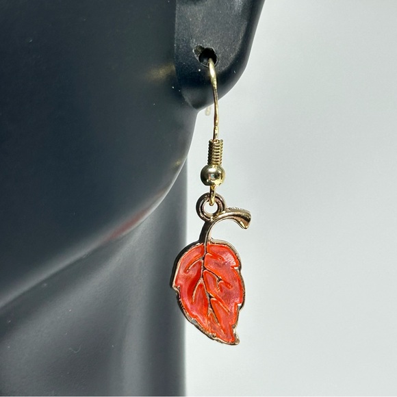 Handmade 14k Gold Plated Leaf Earrings! - Picture 5 of 5